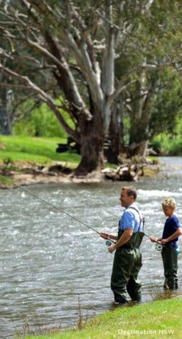 Big Yard Escapes - Two Off-Grid Tiny Houses On The Mowamba River Jindabyne Exteriér fotografie