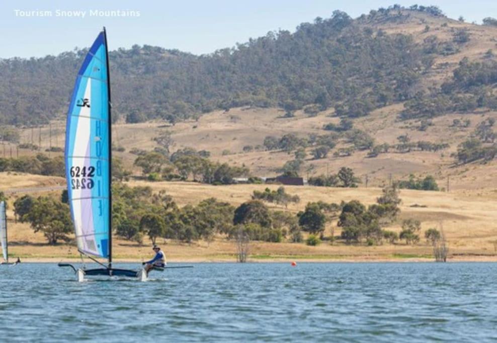 Big Yard Escapes - Two Off-Grid Tiny Houses On The Mowamba River Jindabyne Exteriér fotografie